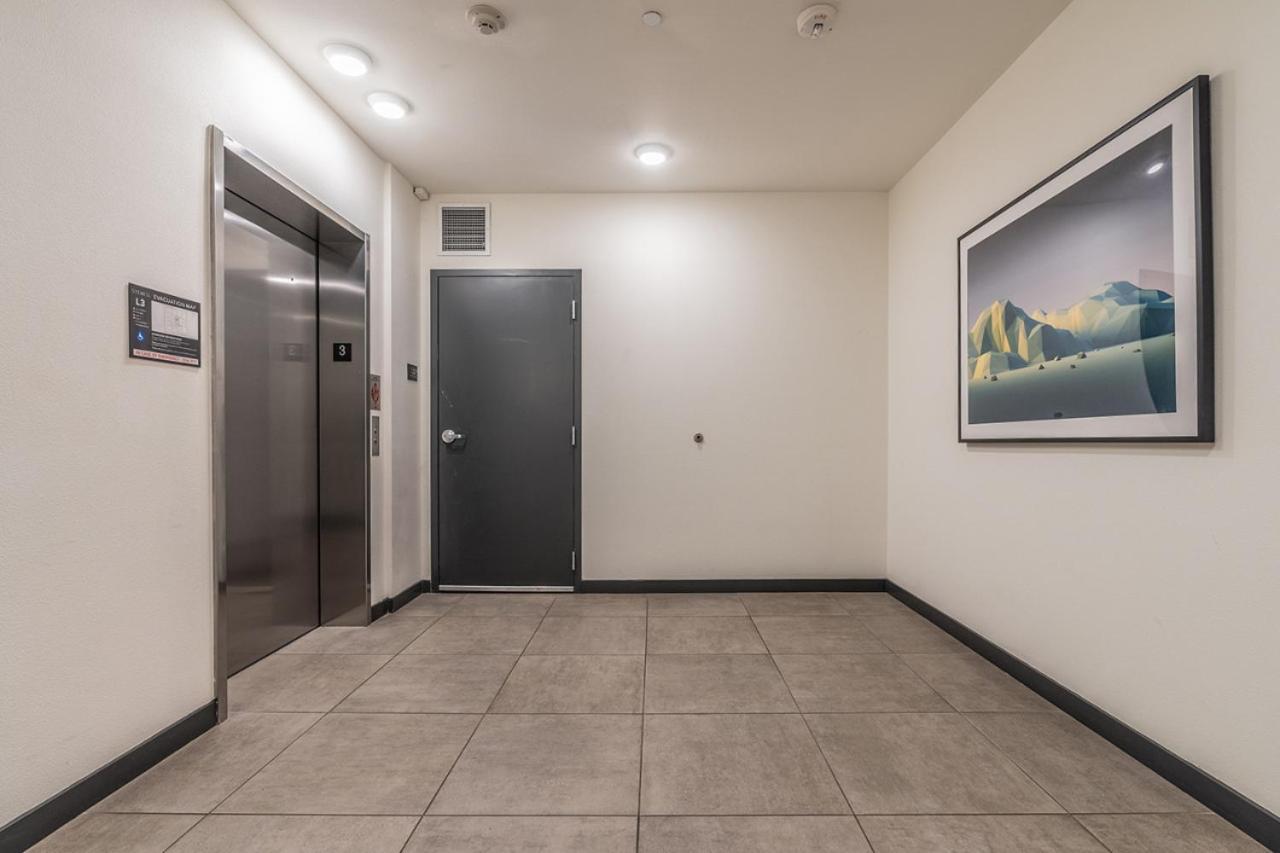 Close Downtown Modern Apartment - Pet Friendly, Wifi, Rooftop Views Seattle Exteriör bild