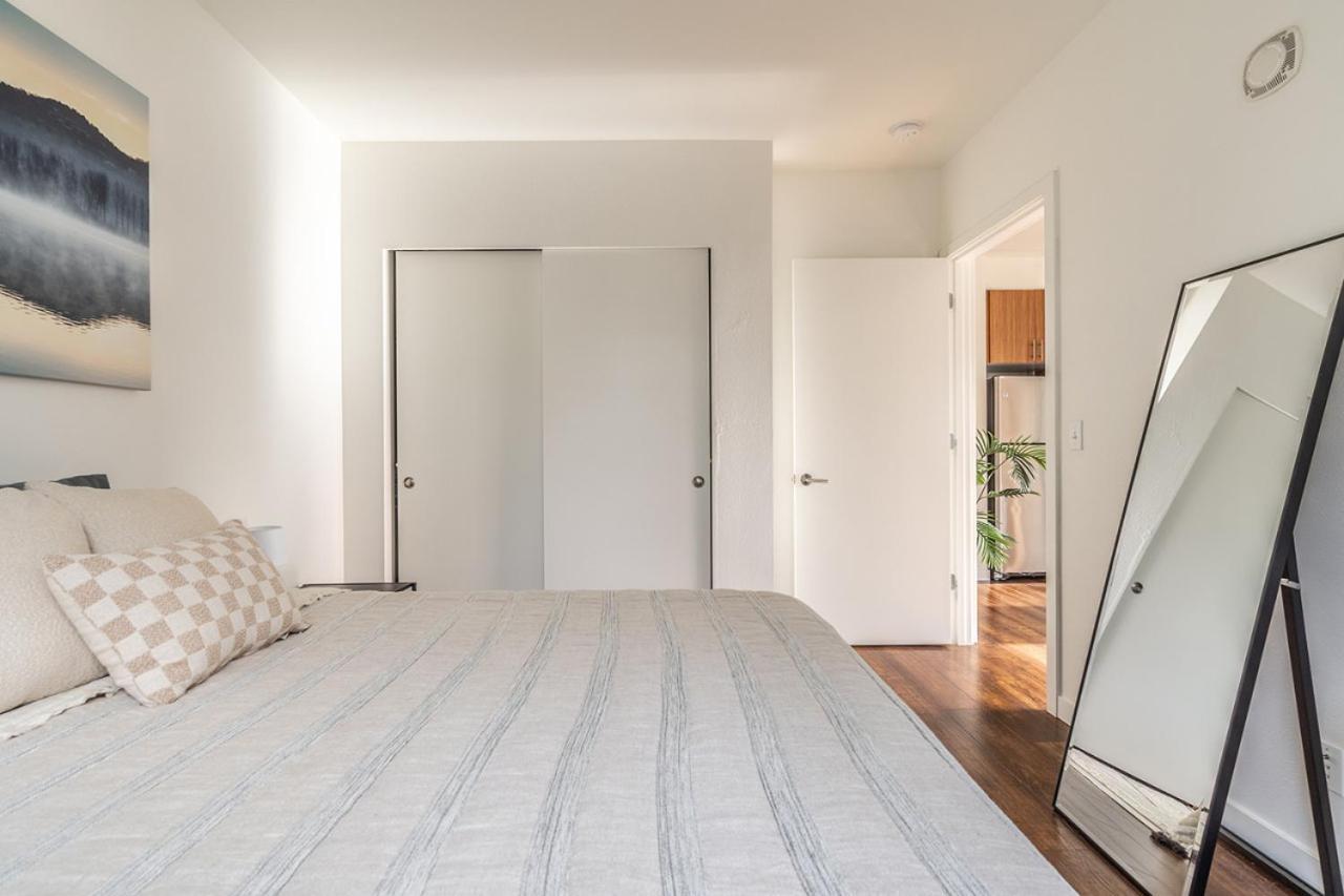Close Downtown Modern Apartment - Pet Friendly, Wifi, Rooftop Views Seattle Exteriör bild