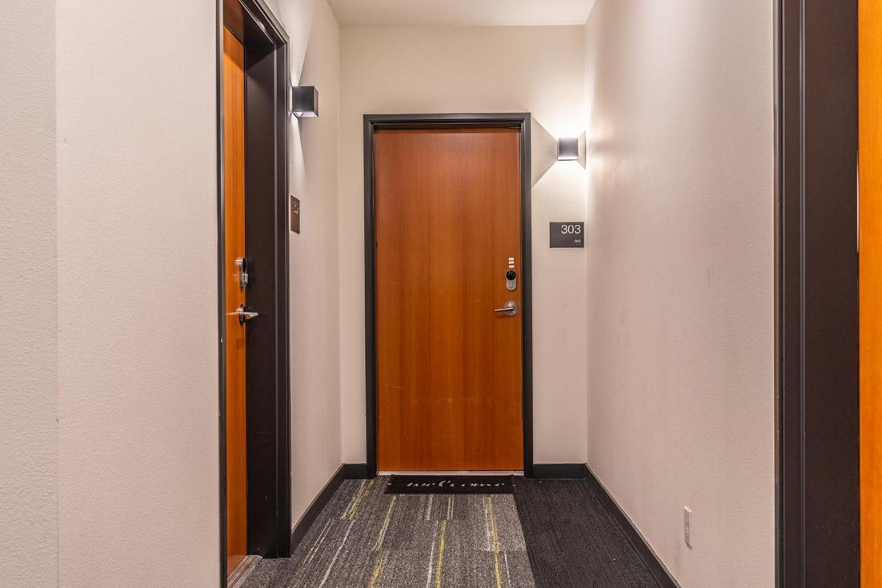 Close Downtown Modern Apartment - Pet Friendly, Wifi, Rooftop Views Seattle Exteriör bild