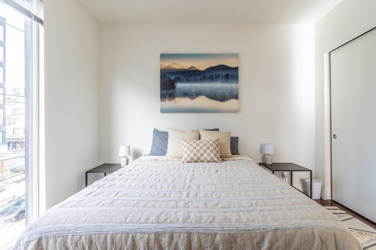 Close Downtown Modern Apartment - Pet Friendly, Wifi, Rooftop Views Seattle Exteriör bild