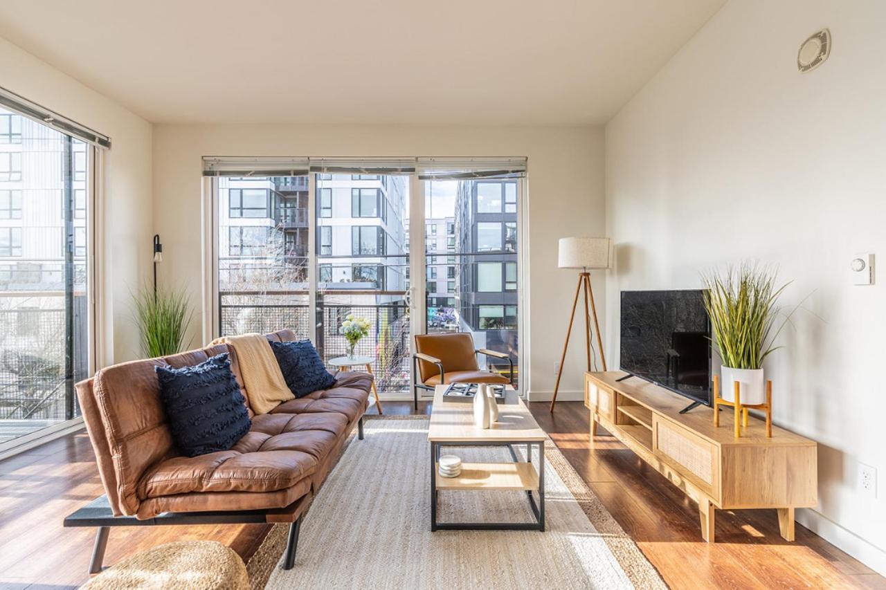 Close Downtown Modern Apartment - Pet Friendly, Wifi, Rooftop Views Seattle Exteriör bild